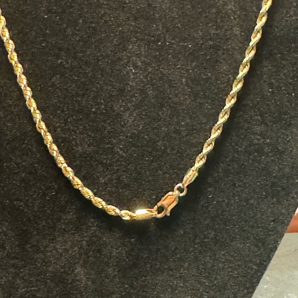 10K Solid Yellow Gold Necklace Gold Rope Chain, 1.5MM, 24”, 11.3 Grams, unisex - Picture 7 of 9
